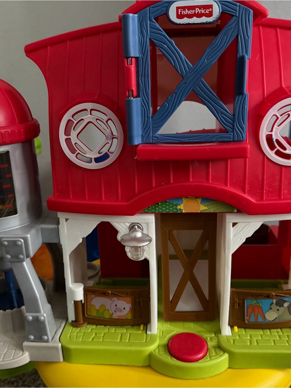 Fisher-Price Red little People Farm house
